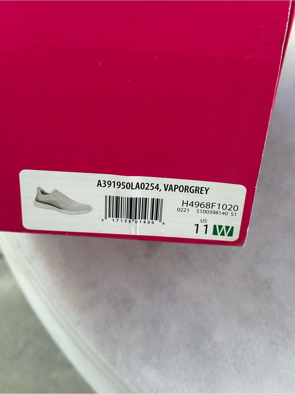 Rykä  Black and Lavender wide 11 Sneakers - Picture 6 of 6